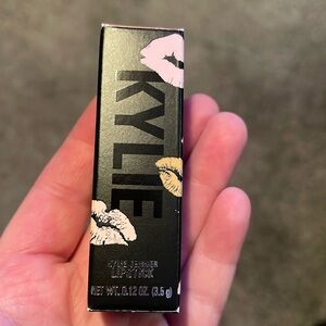 Matte Nova Kylie Jenner Lipstick